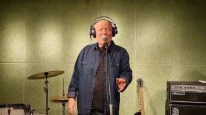 У этой песни нет возраста!!! Она останется Шлягером навсегда!!!