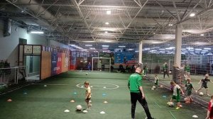 Футбольная тренировка для детей 10-12 и 5-6 лет