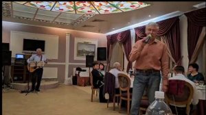 У Бабушки на крыше сеновала