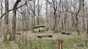 Видео 113 (часть 1) - Дольмен "Дедушка" за решёткой (Шапсугская)