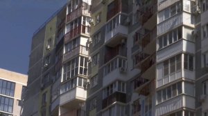 В Краснодаре в результате атаки беспилотников пострадали более 15 автомобилей