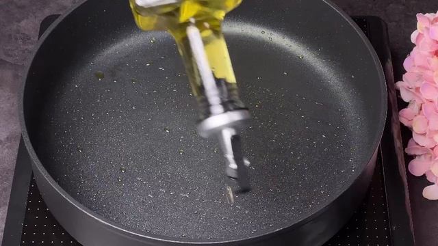 🍗 Курица с картофелем в сливочном сырном соусе за 15 минут от бабушки! 🥔🧀