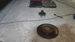 Замена ступичного подшипника Hyundai Solaris 1