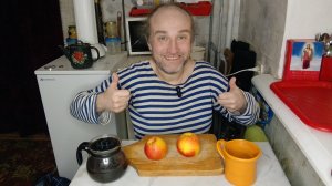 завтрак с 🐈. яблоки и корм. небольшая распаковка. мукбанг. обжор. еда на камеру. диета. шизофрения.