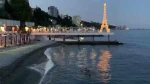 Массандровский пляж вечерняя атмосфера Ялта Крым лето 24