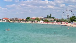 Пляж и прекрасная бухта в пос.Черноморское Западный Крым Тарханкут лето 24