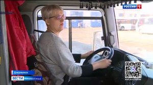В Дзержинске за руль маршрутного автобуса впервые села женщина