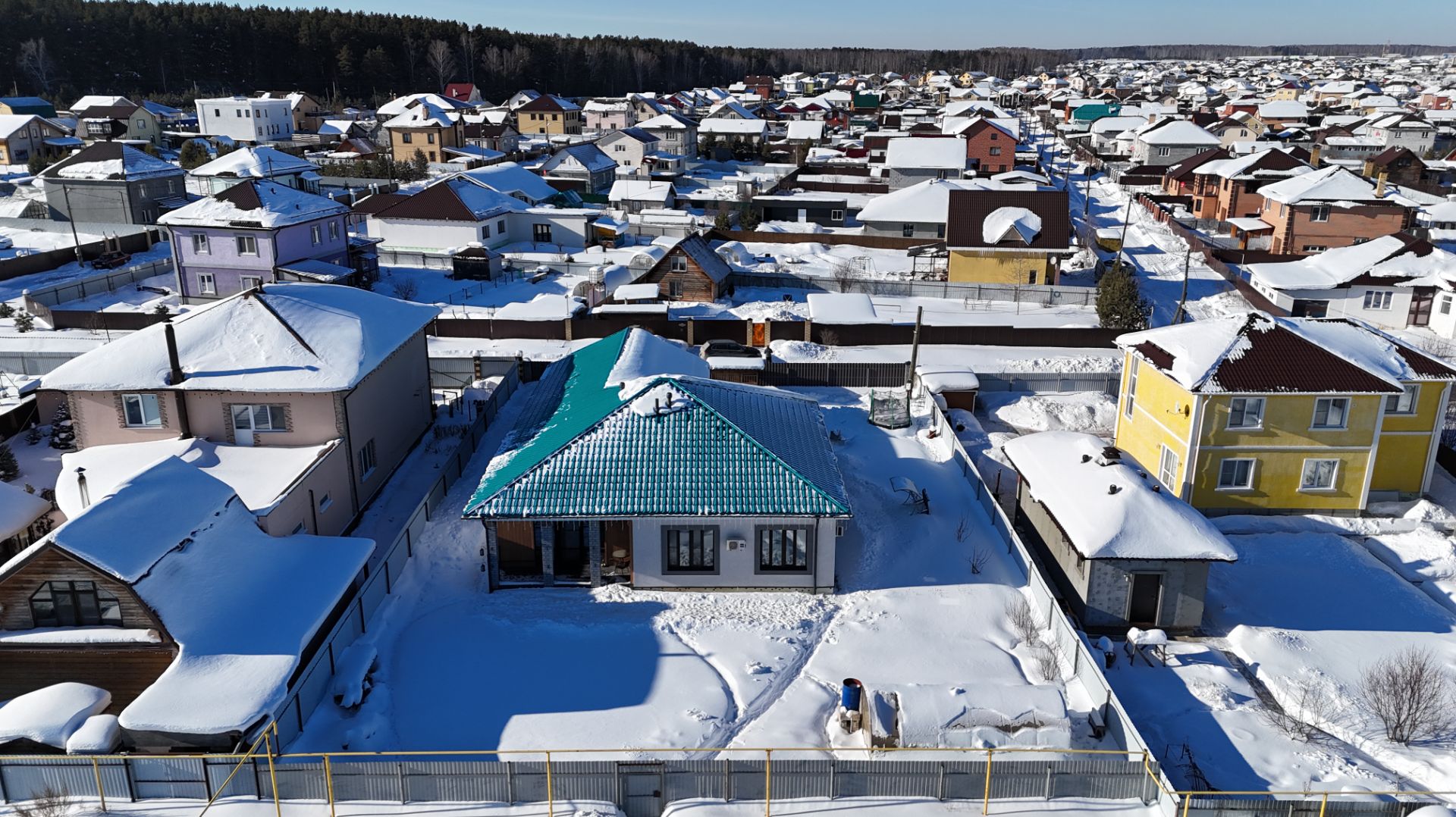 В продаже большой одноэтажный дом в Косулино.
