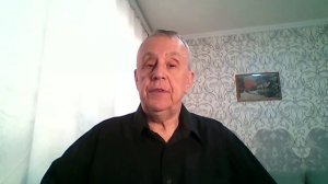 Лена сжала кулачки, посмотрела сквозь очки и в глазах её далёких появились светлячки...