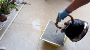 Даже застарелый жир смоется! Проверенный способ чистки вытяжки