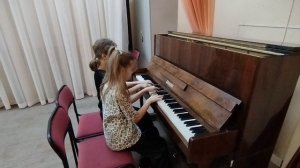 Байбикова Каролина, Байбикова Камилла, ДШИ №8, преп. Ситникова К.И., Б. Жерар "Мама-первое слово"