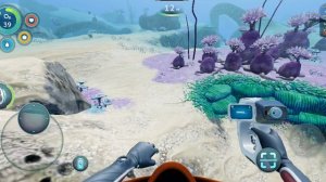 первое видио по субнаттика белого зиро