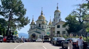 Ореанда к храму Архистратига Михаила в Троицу Крым 23.06.24