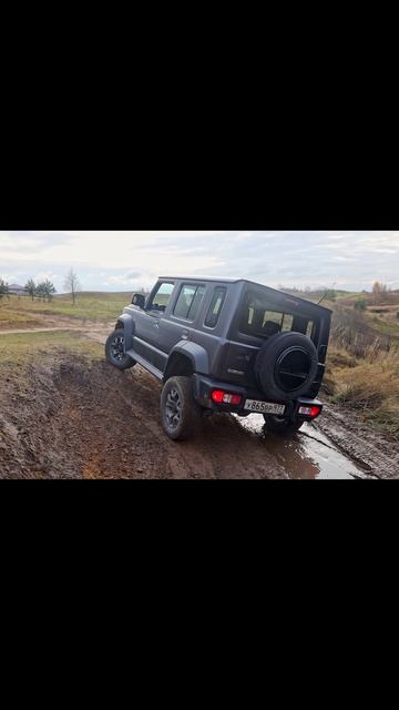 Тест-драйв Suzuki Jimny