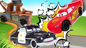 МУЛЬТИКИ ПРО МАШИНКИ 🚗 МОЛНИЯ МАКВИН ПОПАЛСЯ В ЛАПЫ ШЕРИФУ. ГРУЗОВИЧОК МЭТР ЕДЕТ ВЫРУЧАТЬ ДРУГА