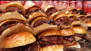 корейский гамбургер с косточкой