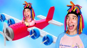 КИТАЙКА СТРОИТ САМОЛЕТ ЧТОБЫ ВЫЖИТЬ!