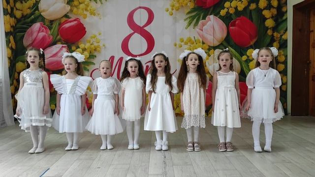 Песня " Улыбка мамы"
слов и музыка Ольги Осиповой