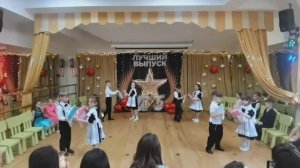 Танец Школьная страна на выпускном в детском саду