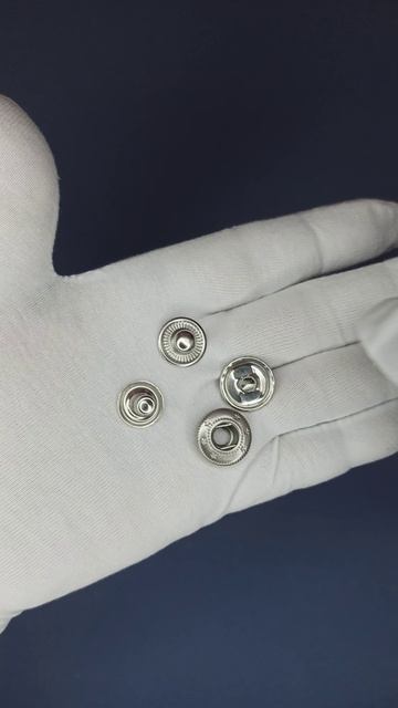 Кнопка никель крупная 1,5 см, Артикул 05682