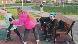 Дети покатались на роликовых коньках 17.03.2026