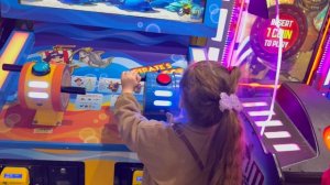 Пришли в Торговый Центр