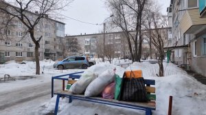 Такое ощущение, что мама переезжает // Сварила Щи // Потушила картошку с ребрышками