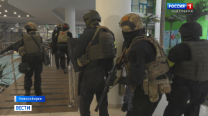 Масштабные антитеррористические учения прошли в новосибирском аквапарке