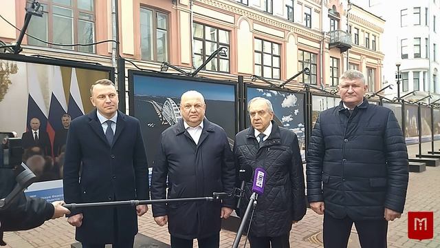 18.03.2026_Открытие двух фотовыставок, посвященных  воссоединению Крыма и Севастополя с Россией