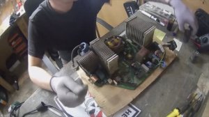 Kemppi Minarc EVO 180. Не стабильная работа. Слышен треск из аппарата.