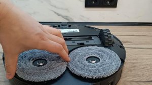 робот-пылесос Roborock Saros 10r