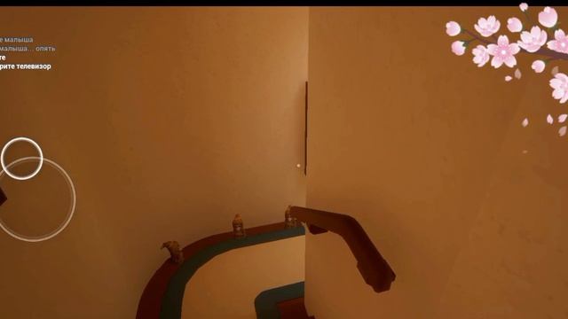 Малыш в жёлтом выполнение заданий.