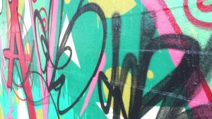 ШТРАФ ЗА СТЕНЫ: КРАСНОЯРСКИЙ МЭР ВМЕШАЛСЯ В СКАНДАЛ С ГРАФФИТИ