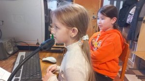 девочки 1б класса 7ой школы г.Азнакаево изучение фонетического алфавита