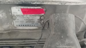 Где находится код краски Nissan Sanny