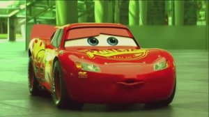 МОЛНИЯ МАКВИН и ВЕСЕЛЫЙ ТАНЕЦ 🏎️ Смешные МУЛЬТИКИ про МАШИНКИ ✨🚀