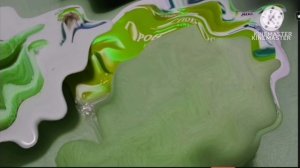 Pop logo center effects