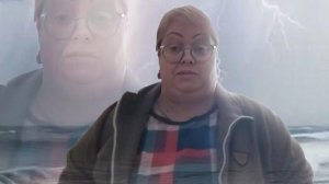 На прогулку собралась.... Но без ЭТОГО - ни шагу🤷