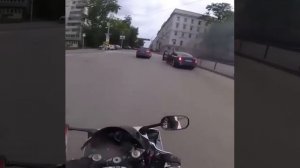 Вот зачем необходимо иметь при себе огнетушитель.