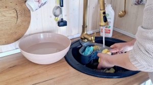 8 Марта в любимой деревеньке! 🌲 Посеяла томаты 🍅 наслаждаемся жизнью❤️