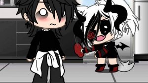 хочешь помидорка?