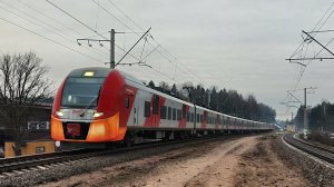 ЭС2Г 124, сообщение Санкт-Петербург Финляндский вокзал - Кузнечное, на перегоне Токсово - Пери