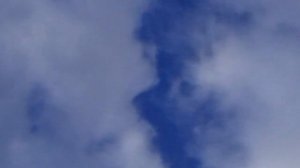 Мотоциклист врезался в оператора