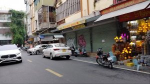 Улочка со светильниками!