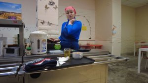 Иностранец в самой дальней русской столовой на границе