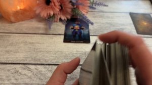 Что в его жизни сейчас происходит 🔆🔮🍓Расклад по вариантам