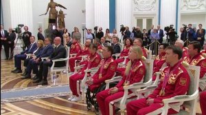 Вручение государственных наград победителям и призёрам ХIV Паралимпийских зимних игр
В Кремле 👈🇷🇺