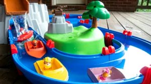 Лучшее обучающее видео для детей  - Щенячий патруль,  лодки и игра в воде!