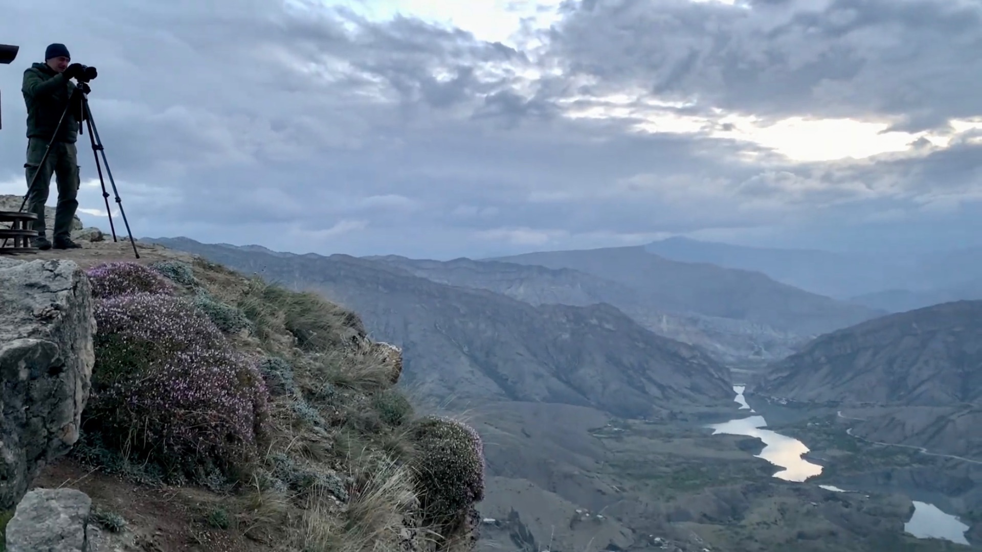 Утро над крепостью в Гунибе Дагестан май 2023