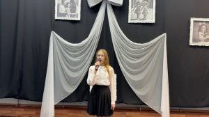 Ратникова Вера «Родилась в России я»  сл и муз Юлия Филиппова